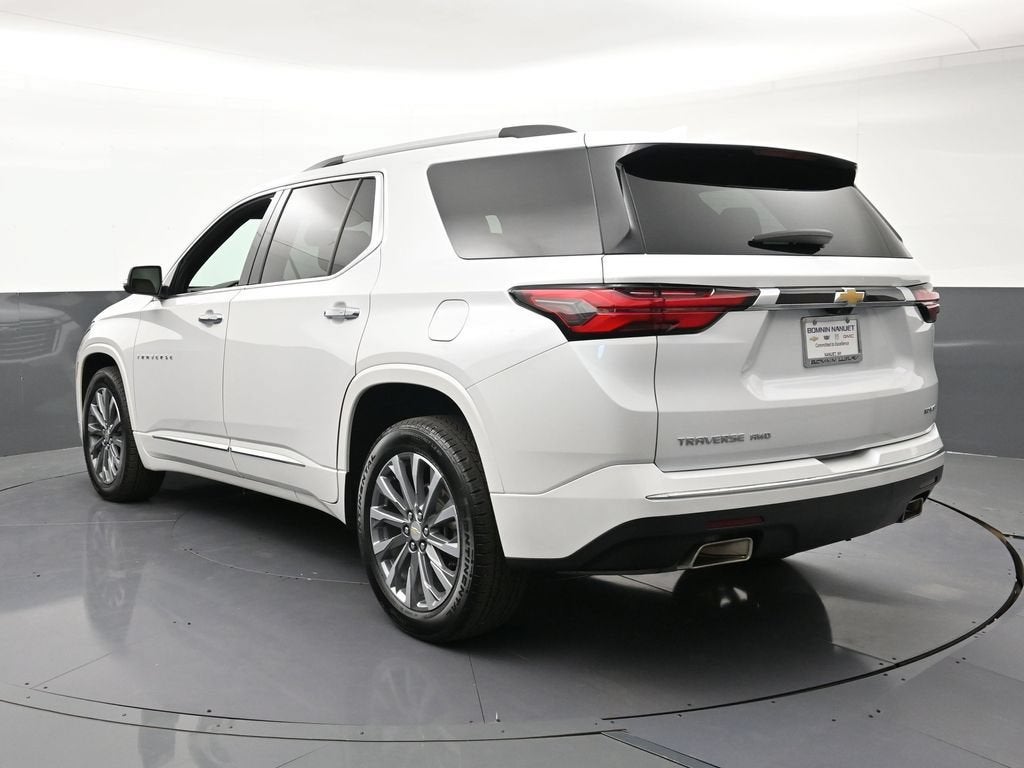 2023 Chevrolet Traverse — rear three-quarter view