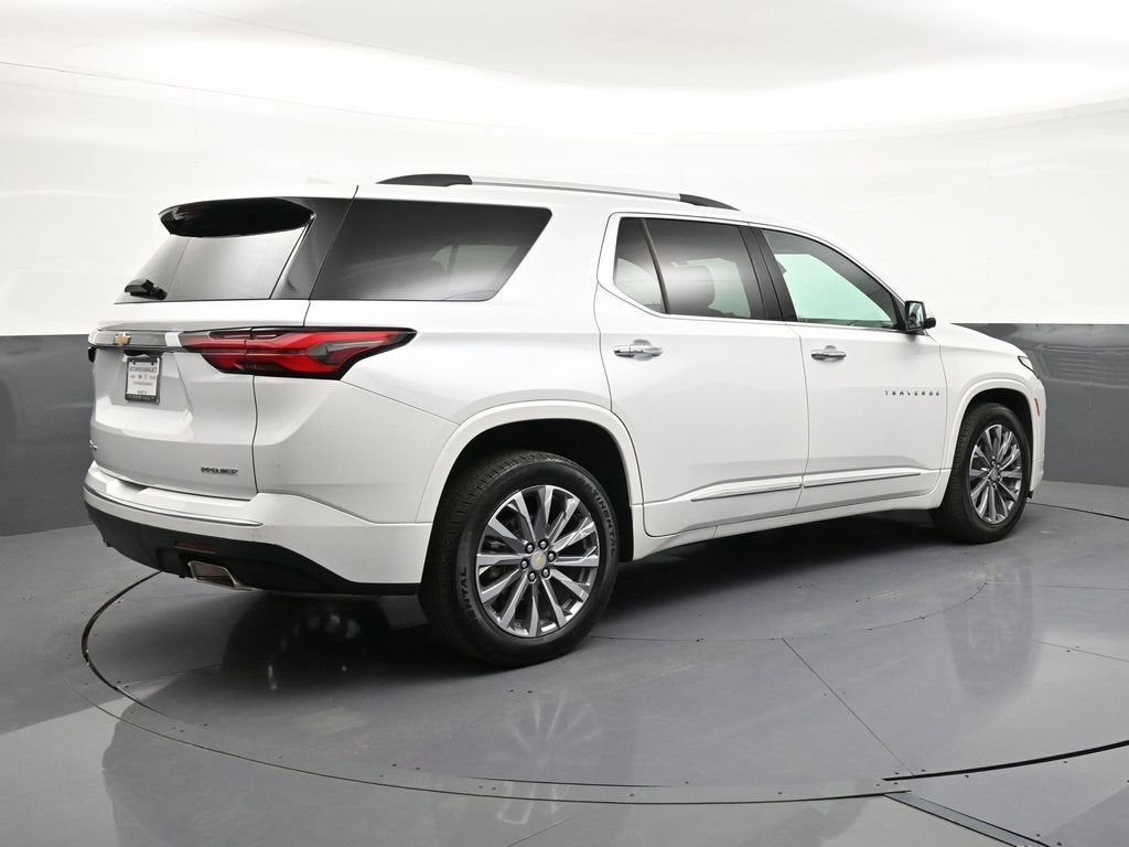 2023 Chevrolet Traverse — detail view