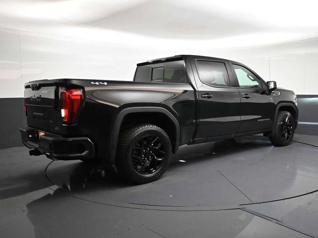 2023 GMC Sierra 1500 — detail view