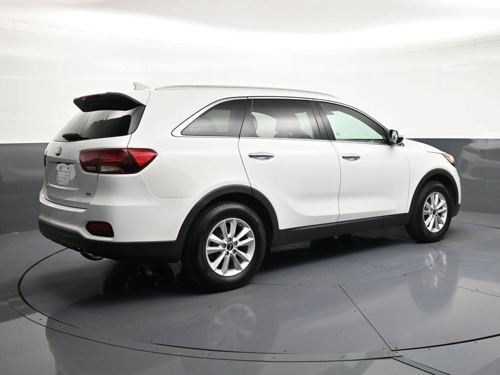 2019 Kia Sorento — detail view